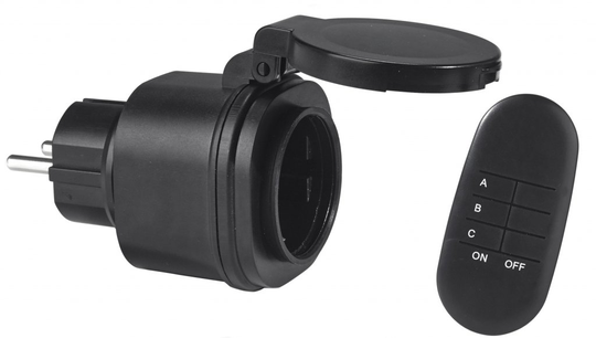 Remote switch for outdoor use