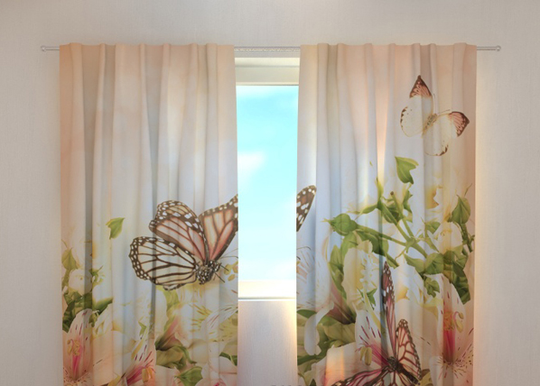 Puolipimentävä verho IRISES AND BUTTERFLIES 240x220 cm