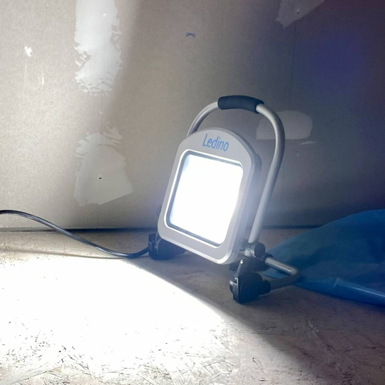 LED-valonheitin Charlottenburg 30B, 6 500 K