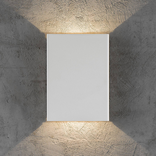 LED-ulkoseinälamppu Fold, 15 x 21 cm, valkoinen