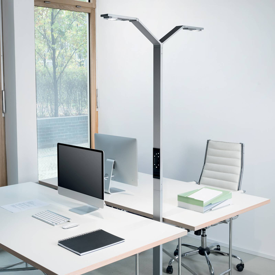 Luctra Floor Twin Linear LED-lattiavalo alumiini