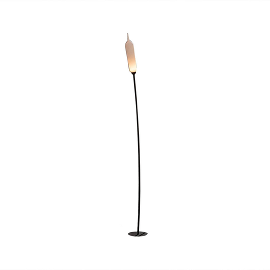 Karman Nilo -LED-maavalaisin, korkeus 118 cm