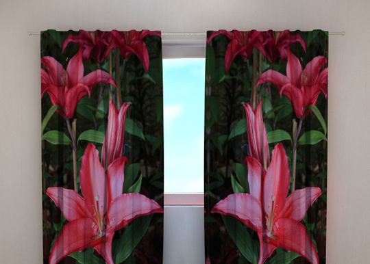 Pimentävä verho LILIES IN THE GARDEN 240x220 cm