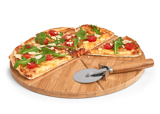Pizza-alusta ja -leikkuri