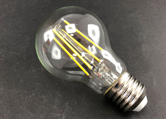 LED lamppu E27 6,5 W